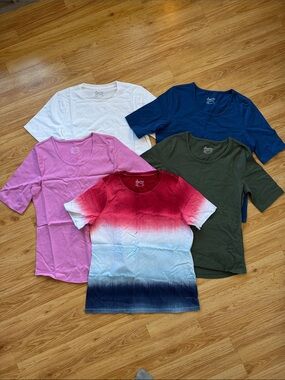 D&co 5-Pack Short Sleeve Tee Bundle 🔅 ALL size XS